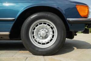 Image 35/50 de Mercedes-Benz 450 SL (1977)