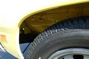 Image 44/57 of Plymouth Duster (1970)