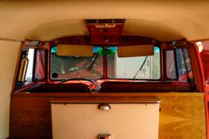Image 18/50 of Volkswagen T1 panel van (1963)