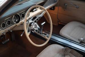 Bild 15/18 von Ford Mustang 289 (1966)