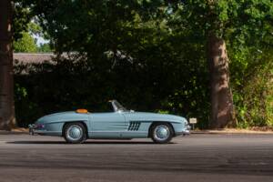 Image 15/50 of Mercedes-Benz 300 SL Roadster (1957)