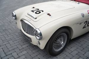 Image 28/50 of Austin-Healey 100&#x2F;6 (BN6) (1958)