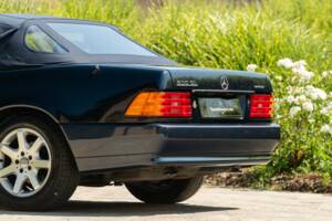 Image 9/45 of Mercedes-Benz 500 SL (1990)