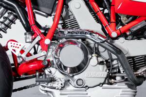 Image 22/46 of Ducati DUMMY (2002)