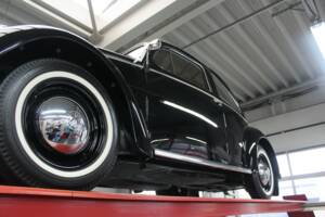 Image 8/50 of Volkswagen Beetle 1200 Standard "Oval" (1955)