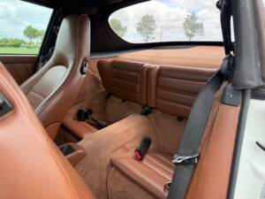 Image 29/62 of Porsche 911 Carrera 2 (1990)