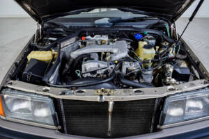 Bild 29/50 von Mercedes-Benz 190 D 2.5 Turbo (1989)