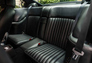 Afbeelding 25/30 van Aston Martin V8 Vantage X-Pack (1987)