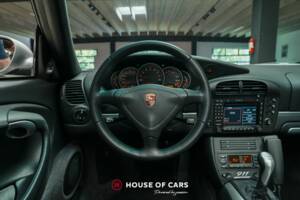 Imagen 15/23 de Porsche 911 Carrera "40 Jahre 911" (2003)