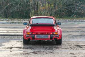 Imagen 4/33 de Porsche 911 Turbo 3.3 Flachbau (WLS) (1985)