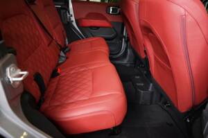 Image 16/29 de Jeep Wrangler 2.0T Sahara (2020)