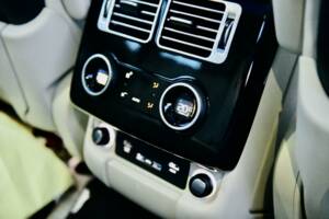 Image 29/50 de Land Rover Range Rover Vogue SDV8 (2018)