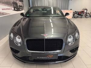 Image 6/22 of Bentley Continental GTC V8 S (2017)