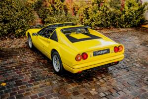Bild 2/55 von Ferrari 328 GTS (1986)