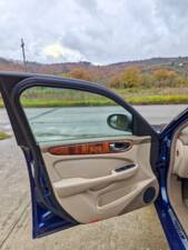 Bild 36/50 von Jaguar XJ 8 3.5 (2003)