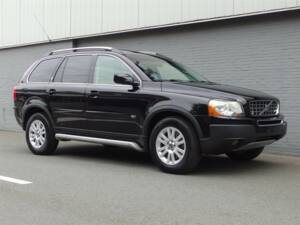 Bild 2/97 von Volvo XC90 V8 (2005)
