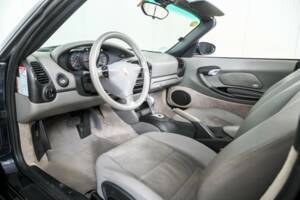 Image 11/50 of Porsche Boxster (2005)