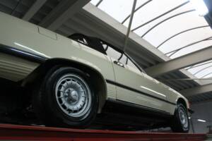 Imagen 15/50 de Mercedes-Benz 280 SL (1976)