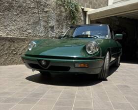Immagine 3/8 di Alfa Romeo 1.6 Spider (1991)