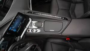 Image 17/45 of Chevrolet Corvette Stingray (2022)