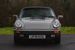 Image 6/50 de Porsche 911 Carrera 3.2 (1989)