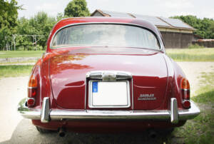 Image 7/22 of Daimler Sovereign 4.2 (1969)