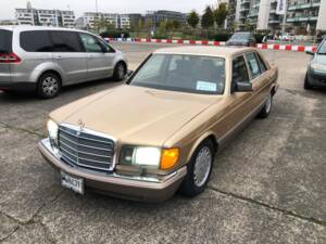 Image 2/16 of Mercedes-Benz 420 SEL (1987)
