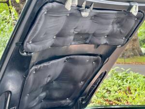 Image 41/50 of Bentley Turbo R (1990)