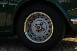Immagine 43/50 di Triumph TR 6 (1976)