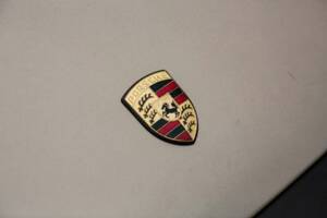 Image 27/50 of Porsche 911 SC 3.0 (1982)