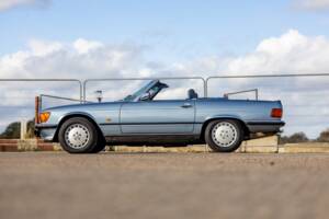 Image 15/47 of Mercedes-Benz 300 SL (1987)