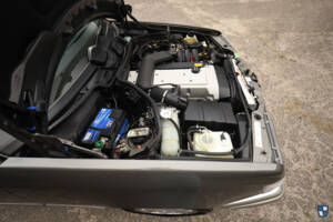Bild 20/74 von Mercedes-Benz E 320 (1994)