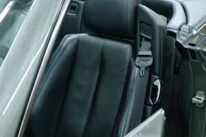 Image 47/50 of Mercedes-Benz SL 500 (1994)