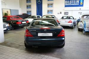Bild 33/46 von Mercedes-Benz SLK 230 Kompressor (1997)