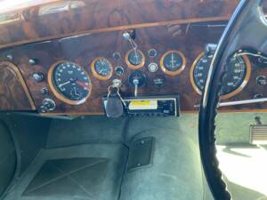 Image 20/35 of Jaguar Mk IX (1960)