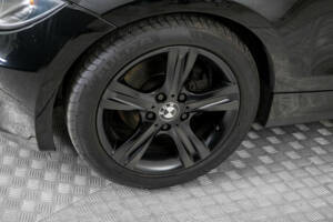 Image 23/50 of BMW 125i (2008)