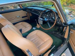 Image 10/50 de Aston Martin DB 4 (1963)