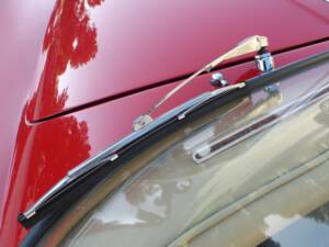 Image 47/174 of Jaguar XK 150 3.4 S OTS (1958)