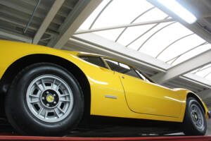 Bild 29/50 von Ferrari Dino 246 GT (1971)