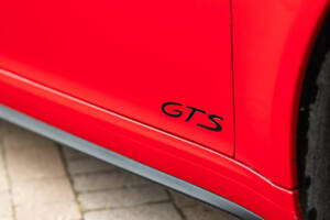 Immagine 33/50 di Porsche 911 Targa 4 GTS (2015)