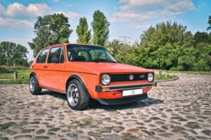 Image 12/49 of Volkswagen Golf Mk I GTI 1.6 (1979)
