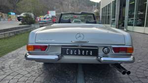 Image 18/26 de Mercedes-Benz 280 SL (1970)