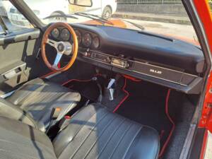 Image 20/28 of Porsche 912 (1969)