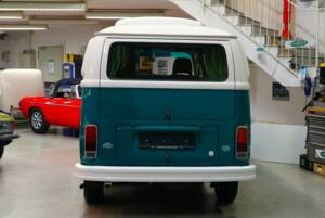 Bild 38/38 von Volkswagen T2b Camper (1974)