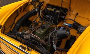 Image 5/50 of Morris Minor Van (1971)