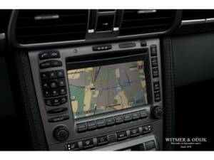 Bild 24/31 von Porsche 911 Carrera 4S (2006)