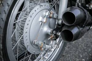 Bild 43/50 von Honda RC 173 (1966)