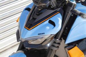 Image 36/50 of Ducati Streetfighter V4 Lamborghini (2024)
