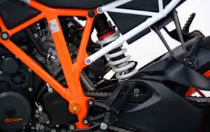 Image 56/83 of KTM 1290 Super Duke R (2018)