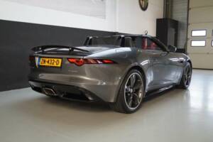 Bild 34/50 von Jaguar F-Type (2019)